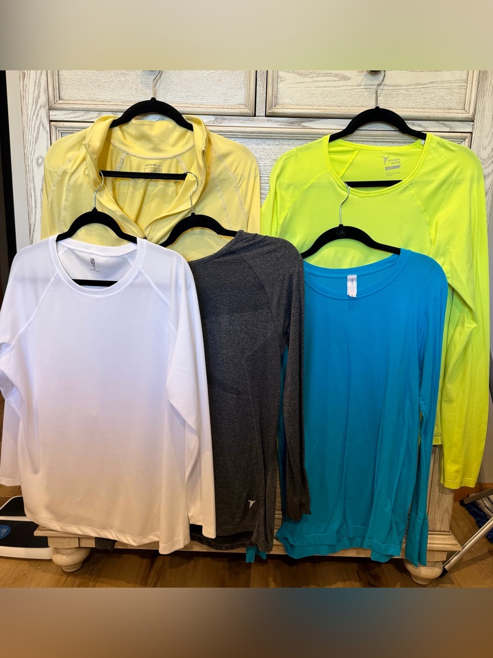 Activewear Long Sleeve Tops XL - Yellow, Neon Yellow, White, Gray, Teal, Blue